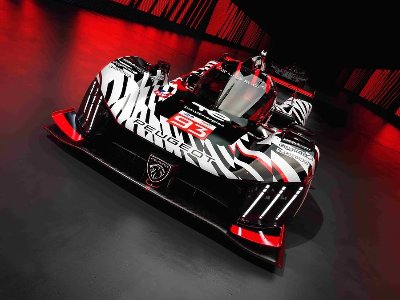 THE PEUGEOT 9X8 HAS A STRIKING NEW LIVERY FOR 2026. A TRIBUTE TO PERFORMANCE AND PEUGEOT’S GTi MARQUE.