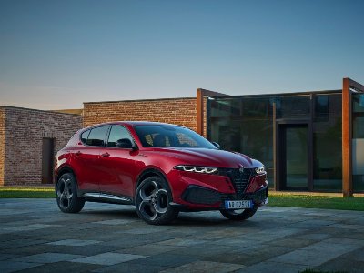 Alfa Romeo opens orders for new Tonale