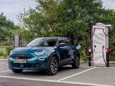 Fiat 600e now even more accessible with £1,500 Government Electric Car Grant