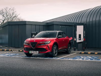 Alfa Romeo Junior Elettrica now eligible for £1,500 UK Government Electric Car Grant