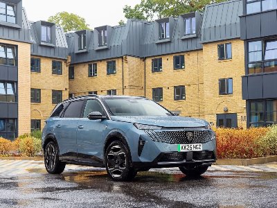 PEUGEOT REVEALS THE HIDDEN COST OF THE UNIVERSITY COMMUTE AS PARENTS OF STUDENTS REPORT PAYING MORE ON FUEL THAN A DEPOSIT FOR ACCOMODATION