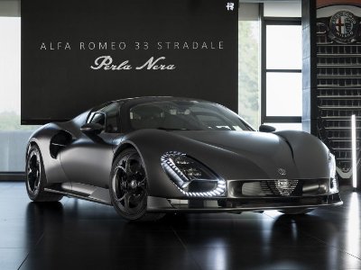 Alfa Romeo 33 Stradale ‘Perla Nera®’ unveiled at Alfa Romeo Museum