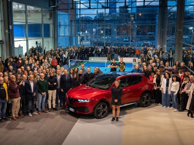 New Alfa Romeo Tonale and Jasmine Paolini win over Stellantis employees in Turin