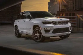 Jeep grand Cherokee white