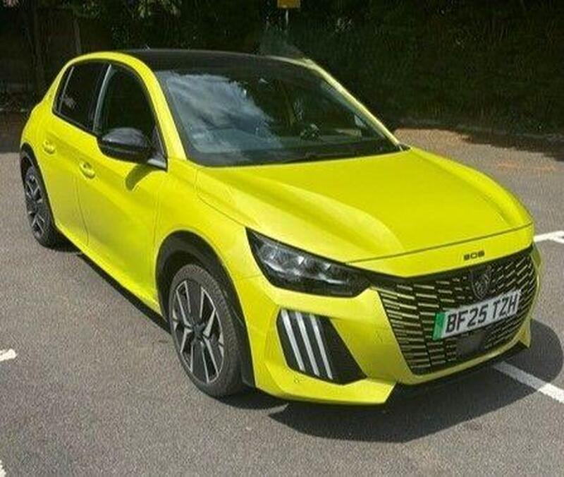 Peugeot E-208