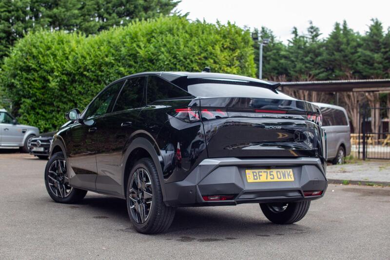 2025 PEUGEOT 3008