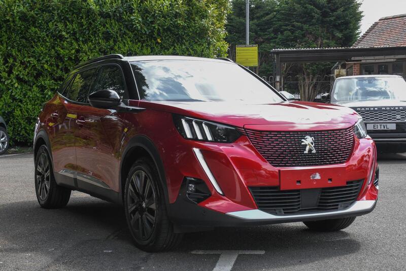 Peugeot E-2008